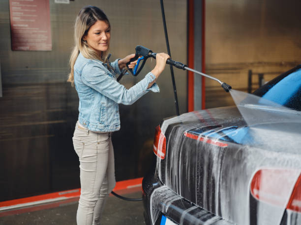 Best Roof Power Washing Services  in Manor, PA